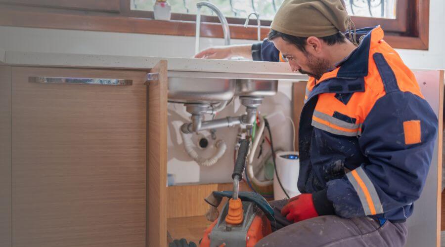 Expert burst pipe repair services in Newington, GA